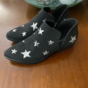 NWT vegan leather booties - size 9